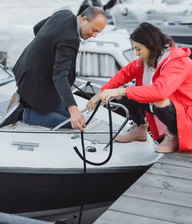 The Role of Innovation in Modern Pontoon Boat Builders